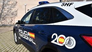 Un hombre, detenido por asesinar a su mujer en presencia de sus hijos en Benalmádena