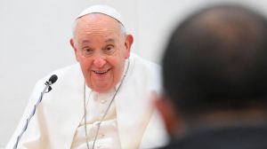 El papa Francisco continúa "estable" pero sigue el riesgo de entrar en "estado crítico"