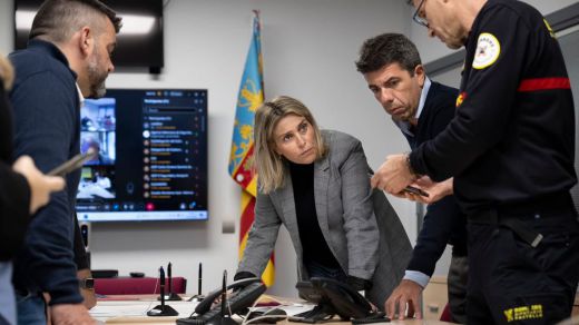 Carlos Mazón, president de la Generalitat valenciana en el en el Centro de Emergencias de Castellón