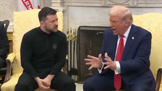 Zelensky y Trump, discutiendo en el Despacho Oval