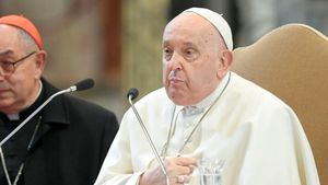 El Vaticano da buenas noticias sobre el Papa: el pronóstico ya no es reservado y su estado ya no es crítico