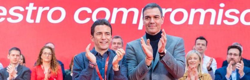 Pedro Sánchez, presidente del Gobierno y Pedro Casares, presidente del PSOE cántabro