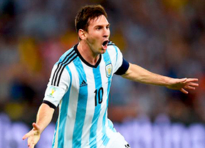 Argentina confía en que Messi haga de Maradona y sea decisivo en un Mundial: la albiceleste se juega entrar en la finalísima ante Holanda