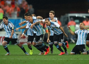 Argentina enloquece con su pase a la final del Mundial tras 24 años: "Prepárate Alemania, que vamos por vos"