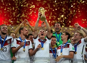 Alemania también manda en el deporte rey: un gol de Götze en la prórroga la eleva al altar mundial ante una digna Argentina (1-0)