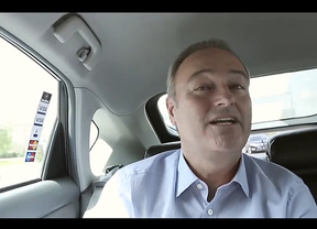 Críticas a Fabra por su vídeo electoral, en el que va en coche sin cinturón